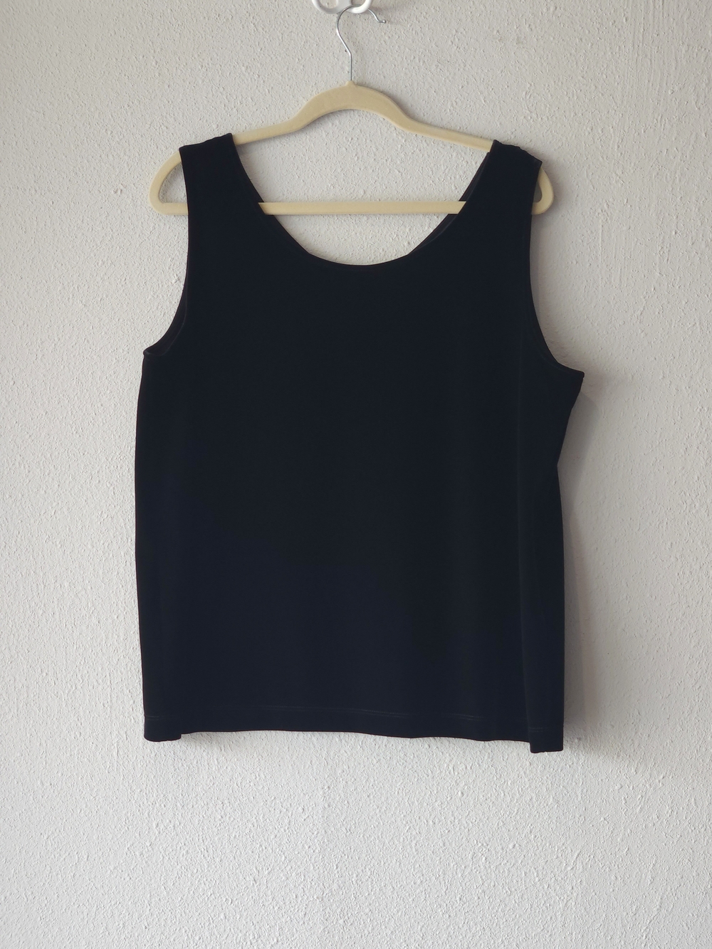 Chico's Black Velvet Tank Reversible Scoop or V-neckline Chico's Size 2 (12-14)